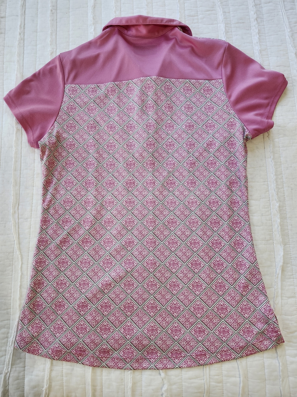 PGA TOUR Women's Golf Polo M Pink White Geometric Floral 1/2 Zip Performance Top - Picture 7 of 7